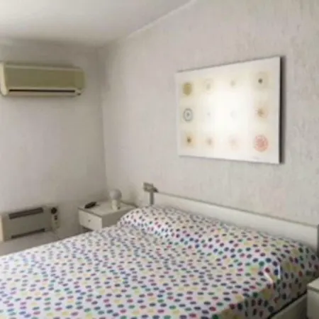 Elena' S Cozy דירה קליארי